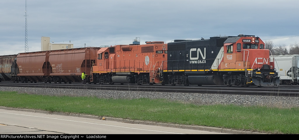 IC 9568 EJE 703